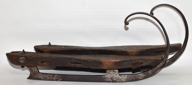 PAIR EARLY DUTCH STYLE ICE SKATES, 19TH C., L. 10 1/2"