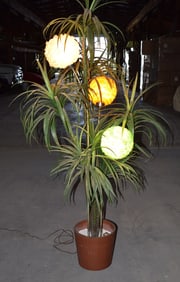 MID CENTURY MODERN SPAGHETTI FLOOR LAMP, H. 74"