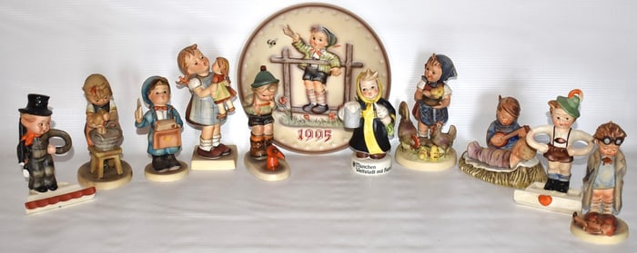 11 ASSORTED HUMMELS INCL. FULL BEE, CROWN MARK, 3 LINE