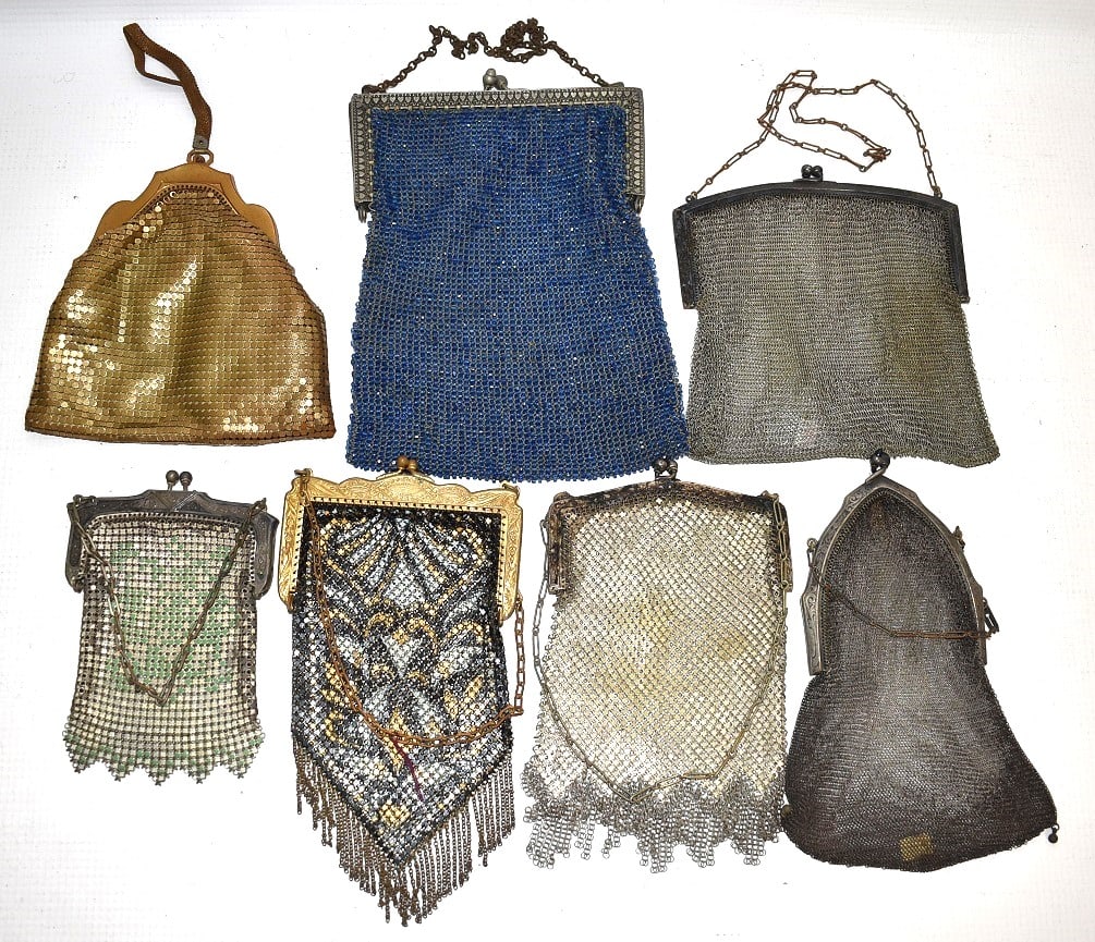 7 VICTORIAN/ART DECO BEADED HAND BAGS (WHITING & DAVIS): LOT (7) VICTORIAN/ART DECO BEADED HAND BAGS (WHITING & DAVIS), 19/20TH C.