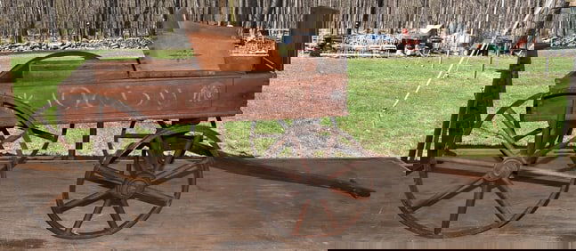 COUNTRY DAISY CHILDS BUCKBOARD WAGON, 19TH C., L. 26"