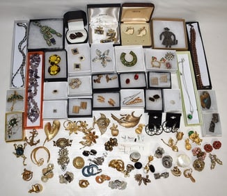 LG LOT ASST VINT COSTUME JEWELRY INCL STERLING & SIGNED