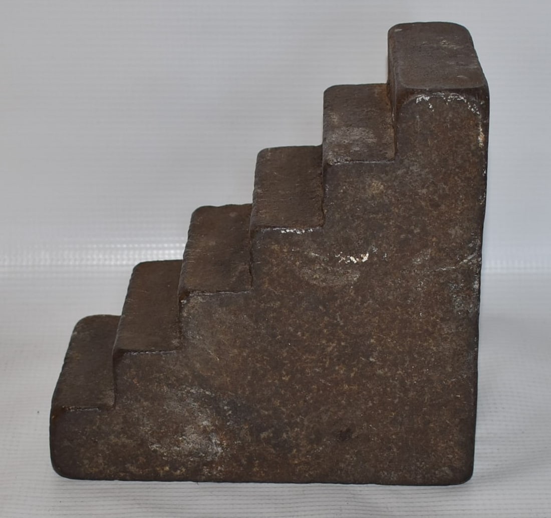 COUNTRY CAST IRON STEP DOORSTOP, 19TH C. (1 of 6)