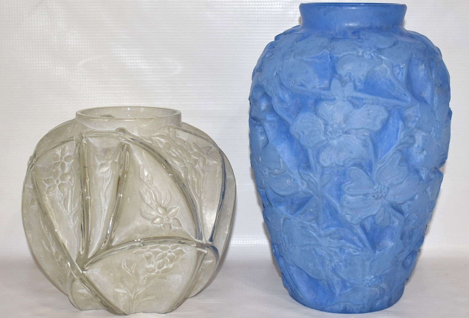 2 PHOENIX/CONSOLIDATED ART GLASS VASES, STARGAZER/POPPY (1 of 8)