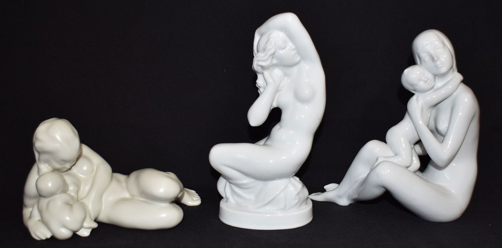 LOT (3) ROYAL DUX, B & G, DAHL JENSEN PORCELAIN NUDES: LOT (3) ROYAL DUX, B & G, DAHL JENSEN PORCELAIN NUDES, 20TH C., H. TALLEST 8 1/2"