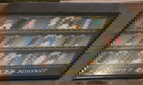 CLARKS ONT TIN COUNTERTOP SPOOL CABINET, C. 1930