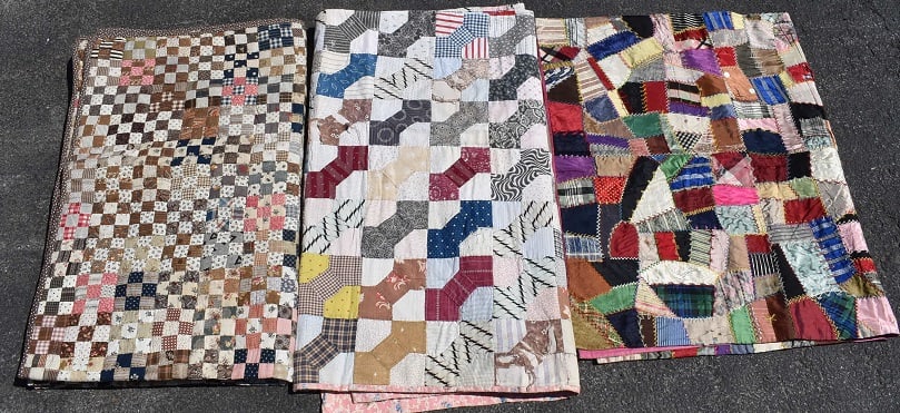 LOT (3) VINTAGE HAND MADE COUNTRY QUILTS, 19/20TH C. (1 of 13)