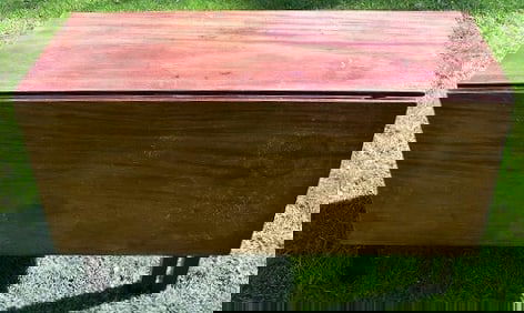 CHIPPENDALE MAHOGANY DROP LEAF TABLE, 18TH C.