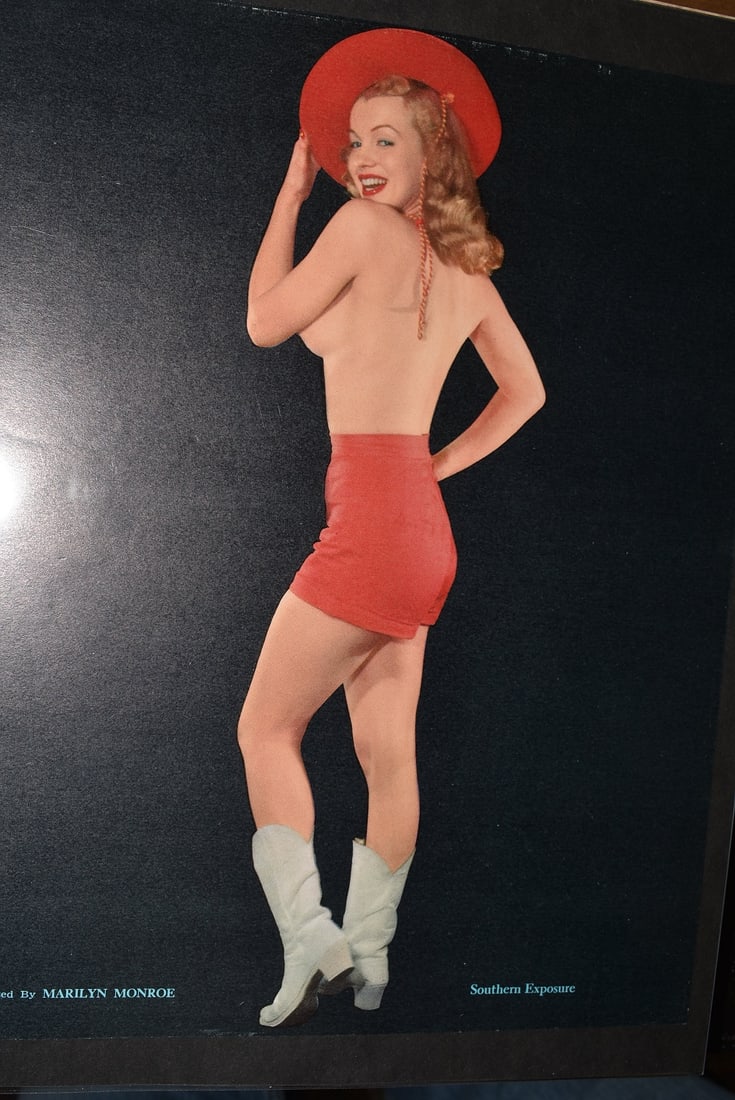 3 BINDERS MARILYN MONROE NUDE PHOTOS & MAGAZINE COVERS: LOT (3) BINDERS MARILYN MONROE NUDE PHOTOS & MAGAZINE COVERS, C. 1950/60'S
