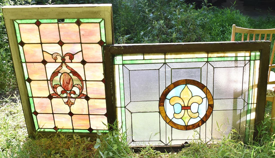 (2) INCL. BOY SCOUT LEADED GLASS WINDOW W/FLEUR DE LIS