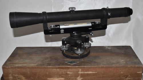 FINE LIETZ SURVEYORS TRANSIT, C. 1960'S