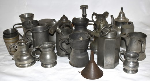 LOT ASSORTED PEWTER TEA POTS, TANKARDS, CANDLESTICKS +