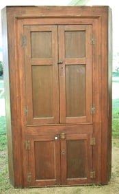 COUNTRY CHERRY/PINE HUDSON VALLEY CORNER CUPBOARD