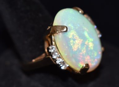 FINE ART DECO 14KT YELLOW GOLD/DIAMOND/LARGE OPAL RING