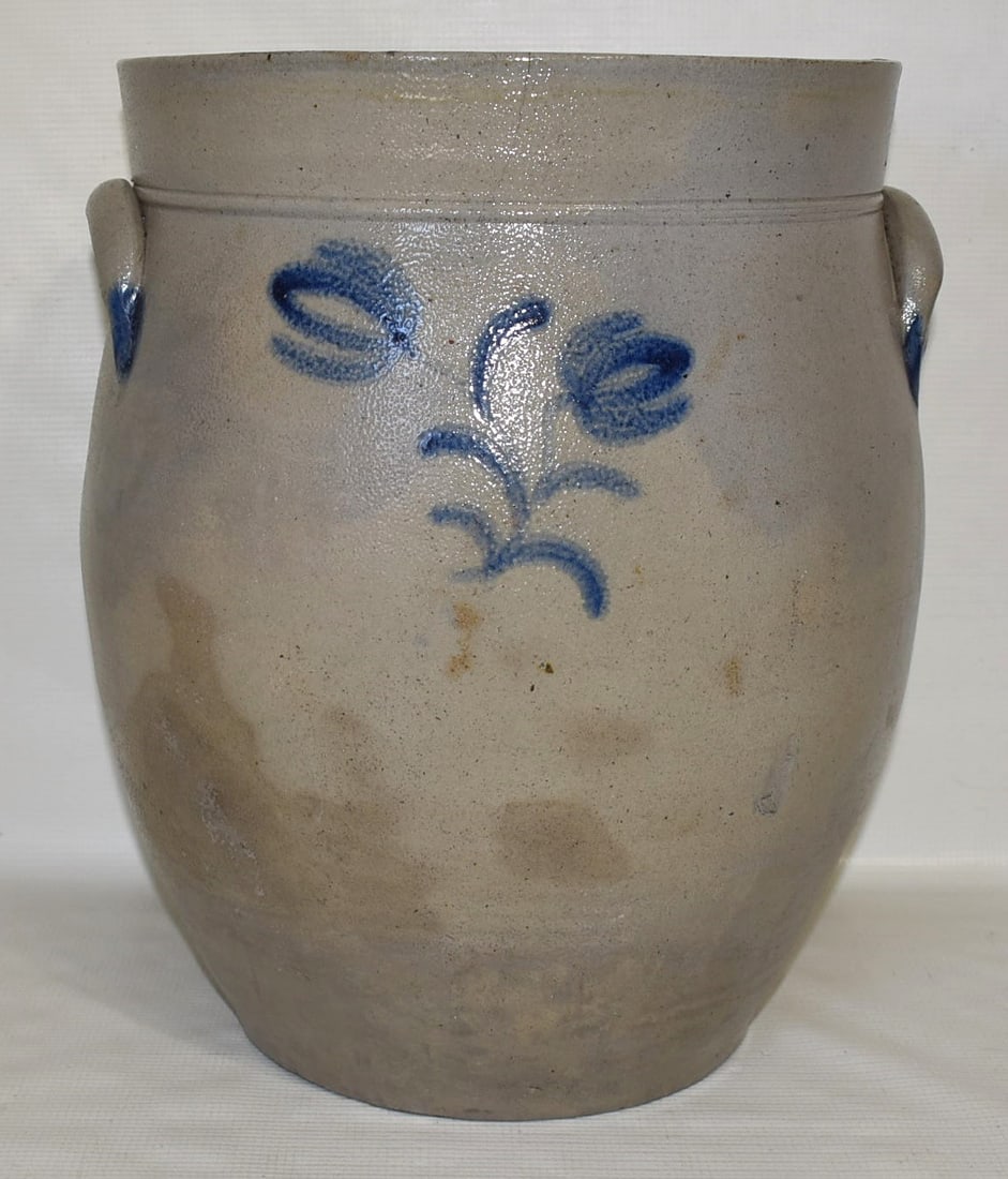 PENNSYLVANIA SALT GLAZED 4 GAL. STONEWARE CROCK (1 of 8)
