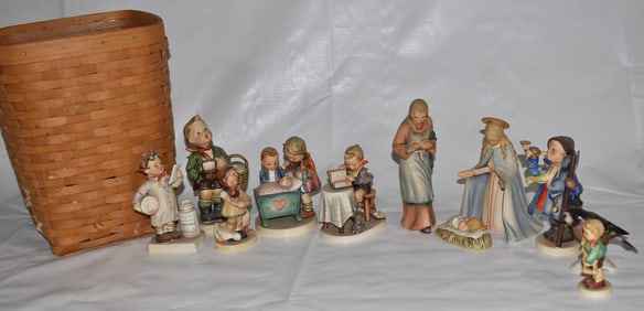 LOT ASSORTED HUMMELS INCL. FULL BEE, 20TH C.