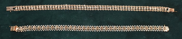 2 CONTEMPORARY 14KT YELLOW GOLD BRACELETS, W. 11.9 DWT