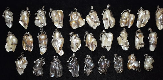 LOT ASSORTED STERLING/MOTHER OF PEARL NECKLACE PENDANTS
