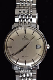 VINTAGE OMEGA DEVILLE STAINLESS STEEL WRISTWATCH W/DATE