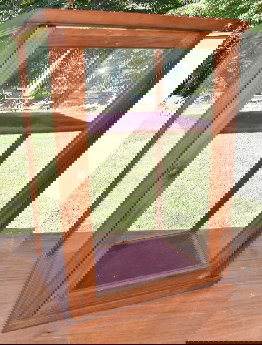 CLASSICAL STYLE OAK CURIO/DISPLAY CABINET, 20TH C. (1 of 4)