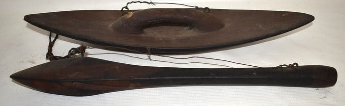 2 AUSTRALIAN ABORIGINAL PAINTED IMPLEMENTS/NULLA, NULLA