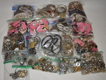 HUGE LOT ASSORTED CONTEMPORARY COSTUME JEWELRY, 20TH C.