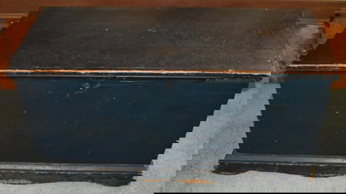 COUNTRY PAINTED PINE BLANKET CHEST, 19TH C.