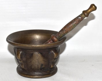 BRONZE MORTAR/PESTLE (SHELL MOTIF), C. 1700, MORTAR