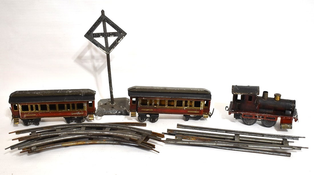 LOT ASSORTED TOY TRAINS, 19/20TH C. (1 of 7)