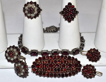 6 CZECHOSLOVAKIAN GARNET/SILVER BRACELET/RINGS/EARRINGS