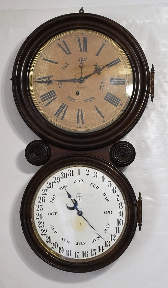 INGRAHM FIGURE EIGHT DOUBLE DIAL CALENDAR CLOCK (1 of 8)