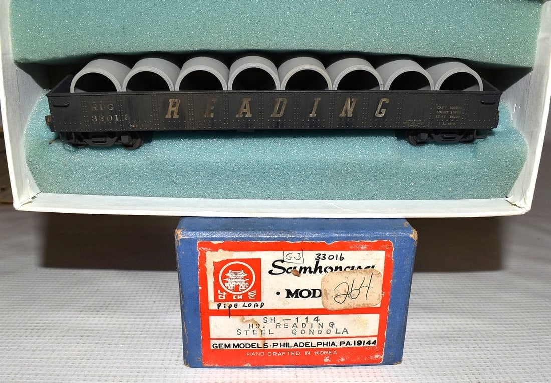 8 BRASS H.O. TRAINS INCL. RAIL CARS, TANKER, CABOOSE + - 8