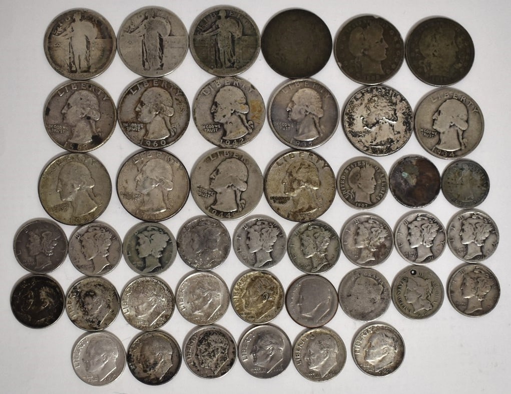 LOT ASST. U.S. SILVER INCL. QUARTERS, DIMES, $6.70 F.V.: LOT ASSORTED U.S. SILVER INCL. QUARTERS, DIMES, $6.70 F.V.