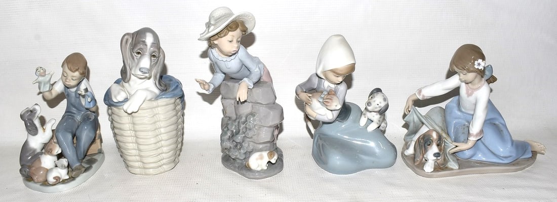 LOT (5) LLADRO INCL. BOY W/ PUPPETS & PETS; TALLEST 8": LOT (5) LLADRO INCLUDING BOY W/ PUPPETS & PETS; TALLEST 8"
