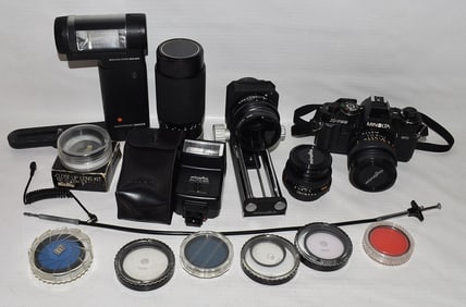 MINOLTA X-700 W/ASSORTED LENSES INCL. 55 MM POLARIZER