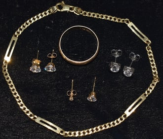 LOT ASSORTED ESTATE 14KT YELLOW GOLD FINDINGS, 20TH C.