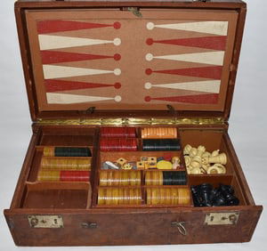 TRAVELING GAME BOX W/ROULETTE WHEEL, BACKGAMMON, ETC.