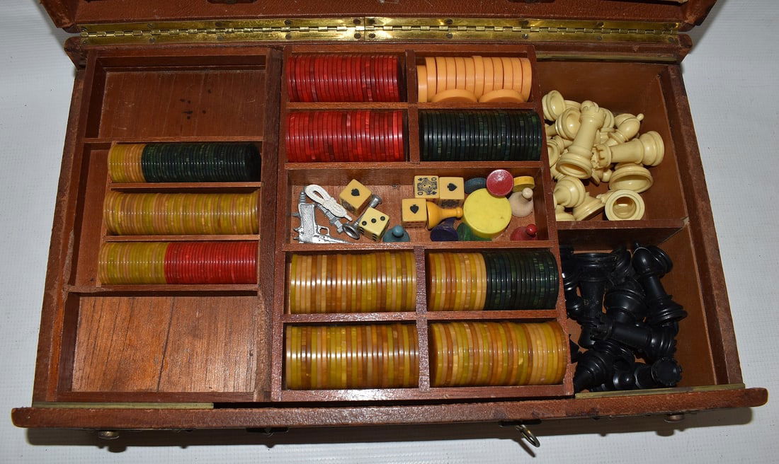 TRAVELING GAME BOX W/ROULETTE WHEEL, BACKGAMMON, ETC. - 2