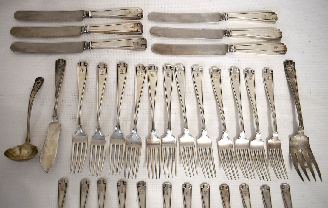 GORHAM ETRUSCAN PATTERN FLATWARE SERVICE, C. 1920 - 2