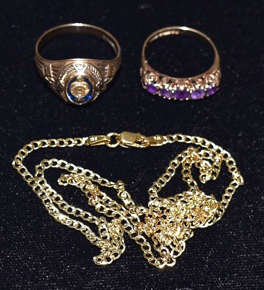 LOT ASST. ESTATE JEWELRY 10 KT YELLOW GOLD, W. 4.7 DWT (1 of 5)