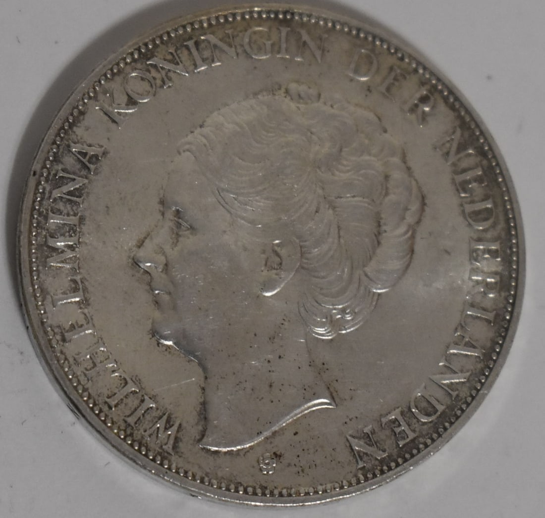1938 NEDERLANDEN 2 1/2 GULDEN, WILHELMINA-1 RARE (1 of 2)