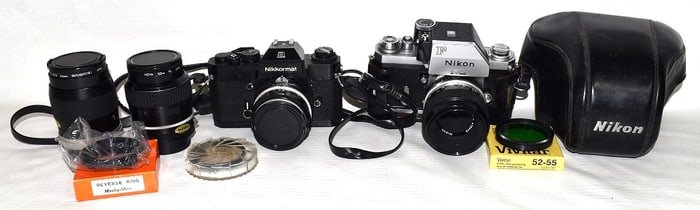 LOT ASSORT. VINTAGE CAMERA LENSES INCL. NIKON F