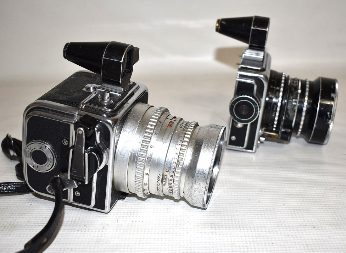 (2) HASSELBLAD 225 SQUARE FORMAT CAMERAS, (1) NO BACK (1 of 11)