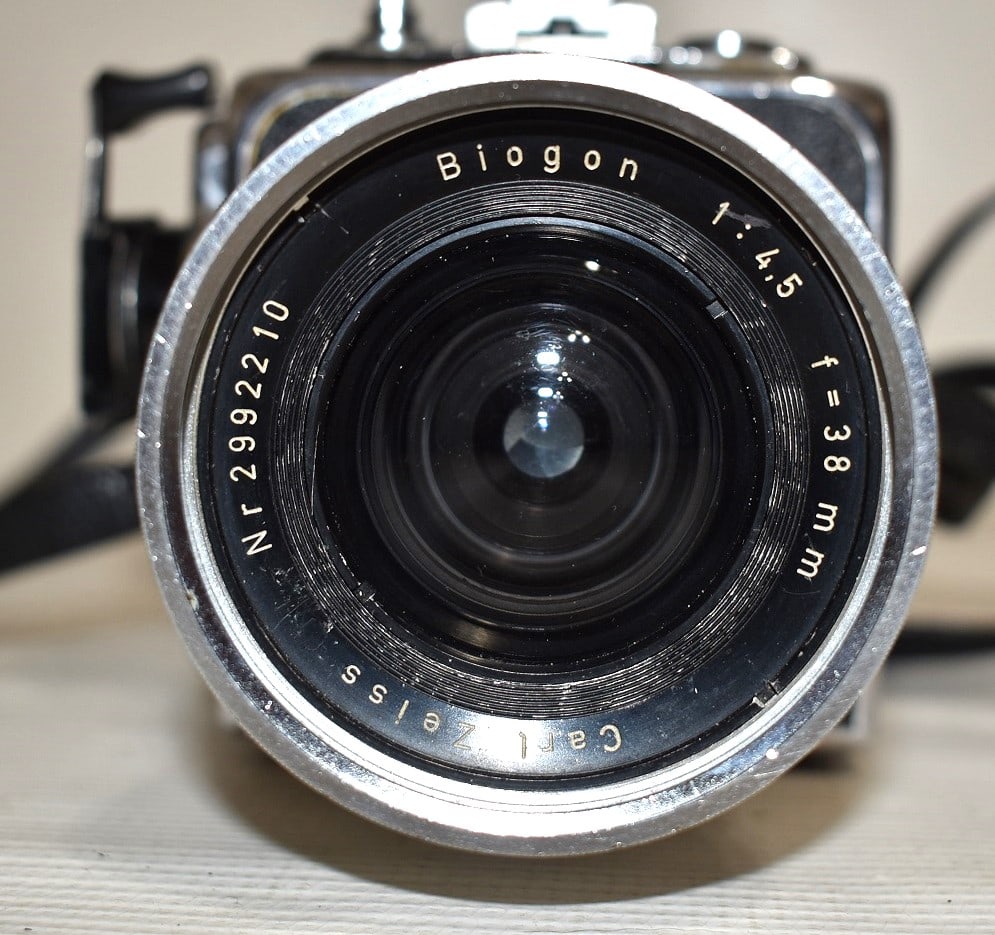 (2) HASSELBLAD 225 SQUARE FORMAT CAMERAS, (1) NO BACK - 4