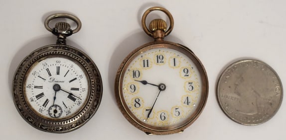 2 VICT LADIES POCKET WATCHES INCL. 9KT YW GOLD/SILVER