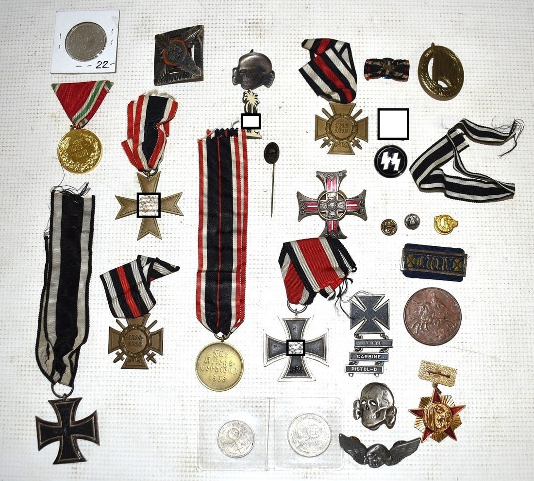LOT ASSORTED WWII GERMAN MEDALS (1 of 9)