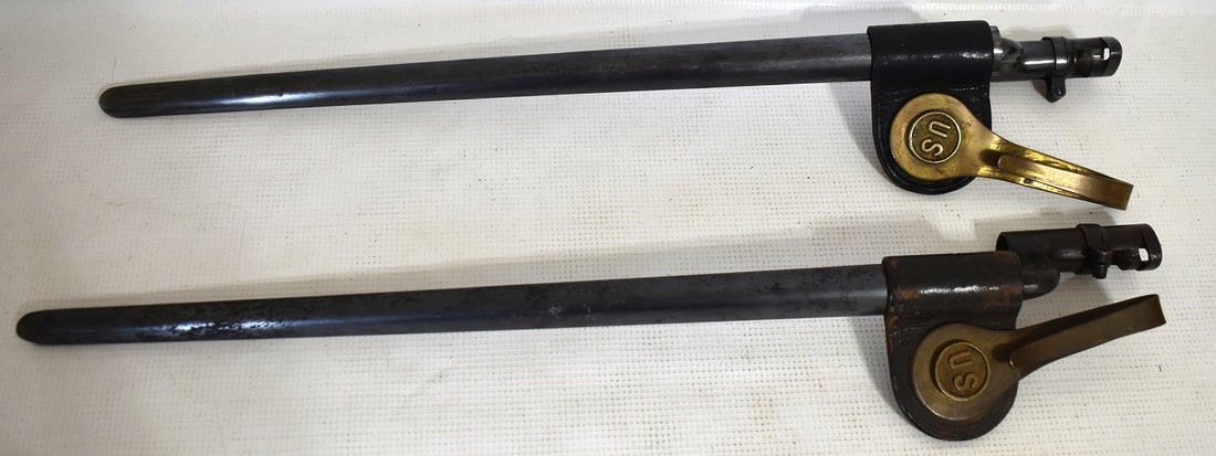 LOT (2) SPRINGFIELD TRAP DOOR SOCKET BAYONETS (1 of 5)