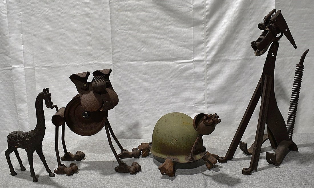 (4) GARDEN ART PIECES (1 of 7)
