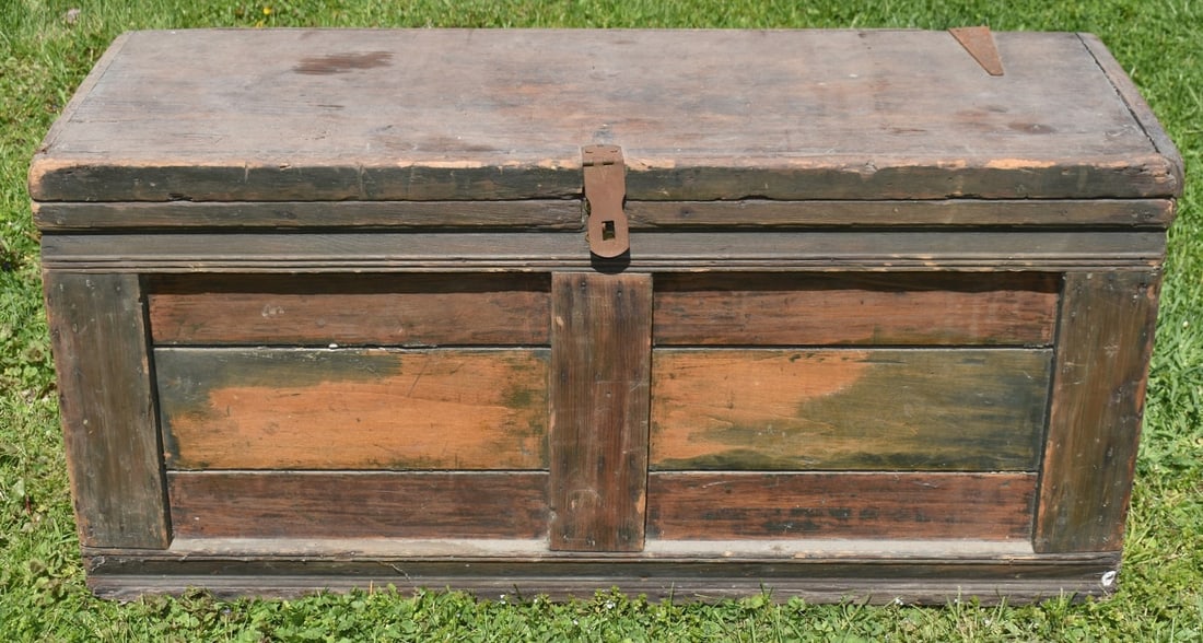 TOOL CHEST, 19/20TH C., H. 16 1/2" W. 36" D. 14 1/2" (1 of 6)
