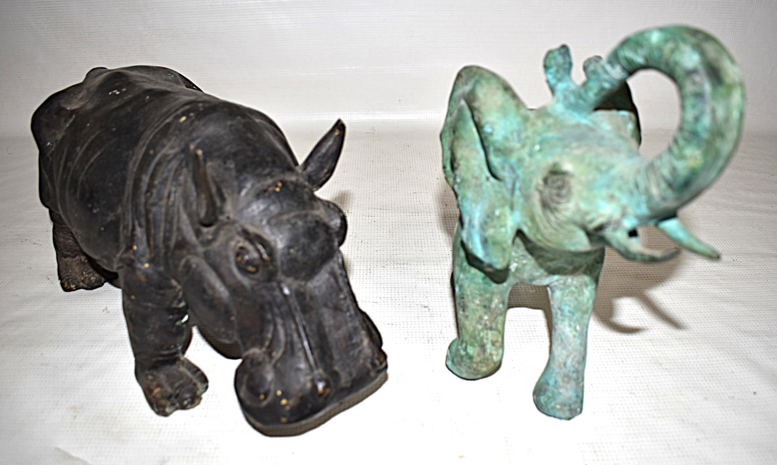 LOT (2) VINTAGE BRONZE GARDEN HIPPO/ELEPHANT, 20TH C.: LOT (2) VINTAGE BRONZE GARDEN HIPPO/ELEPHANT, 20TH C., LARGEST HEIGHT 9 1/2"; LARGEST LENGTH 14"